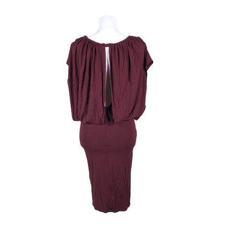 Unisex Soaked - Trikotaažist kleit, suurus 36 - Veinipunane (2)