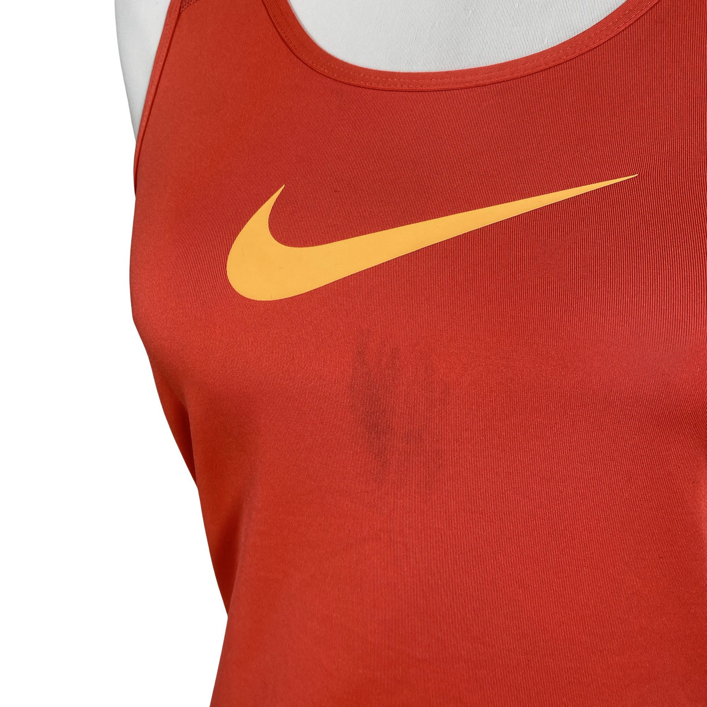 Unisex Nike - Sporditopp, suurus 38 - Punane (2)