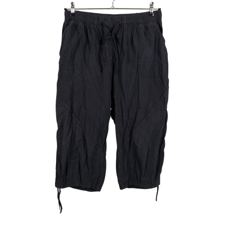 Unisex Zizzi - Mittevenivad poolpikad püksid, suurus 46 - Must ()