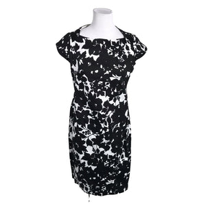 Unisex Handmade - Mitteveniv kleit, suurus 40 - Must (1)