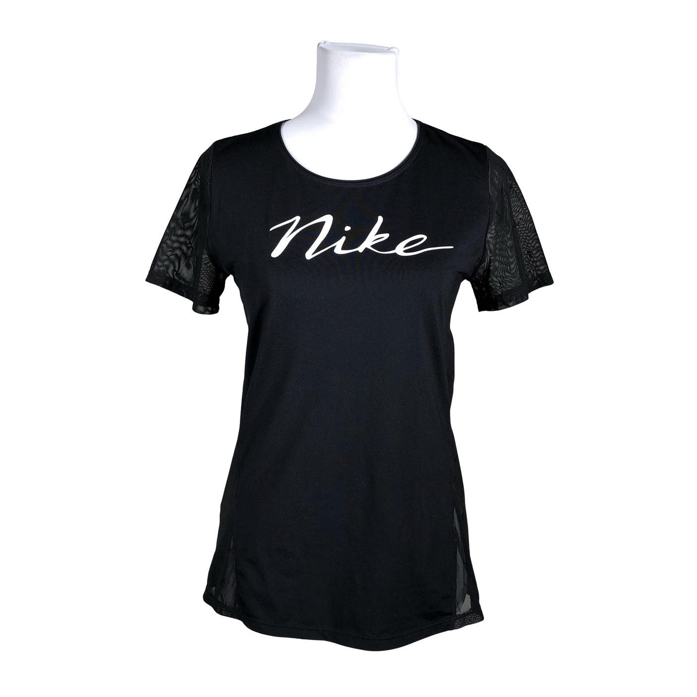 Unisex Nike - Spordisärk, lühikesed käised, suurus 38 - Must (1)