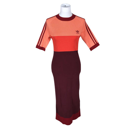 Unisex Adidas - Kootud kleit, suurus 40 - Veinipunane ()