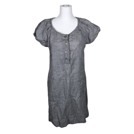 Unisex Part two - Mitteveniv kleit, suurus 38 - Hall ()