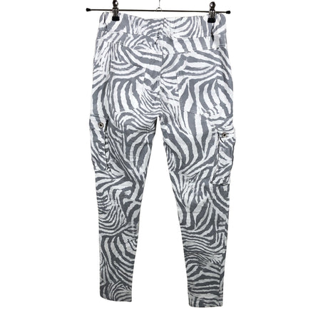Unisex Perfect Jeans - Mittevenivad püksid, suurus 38 - Hall (2)