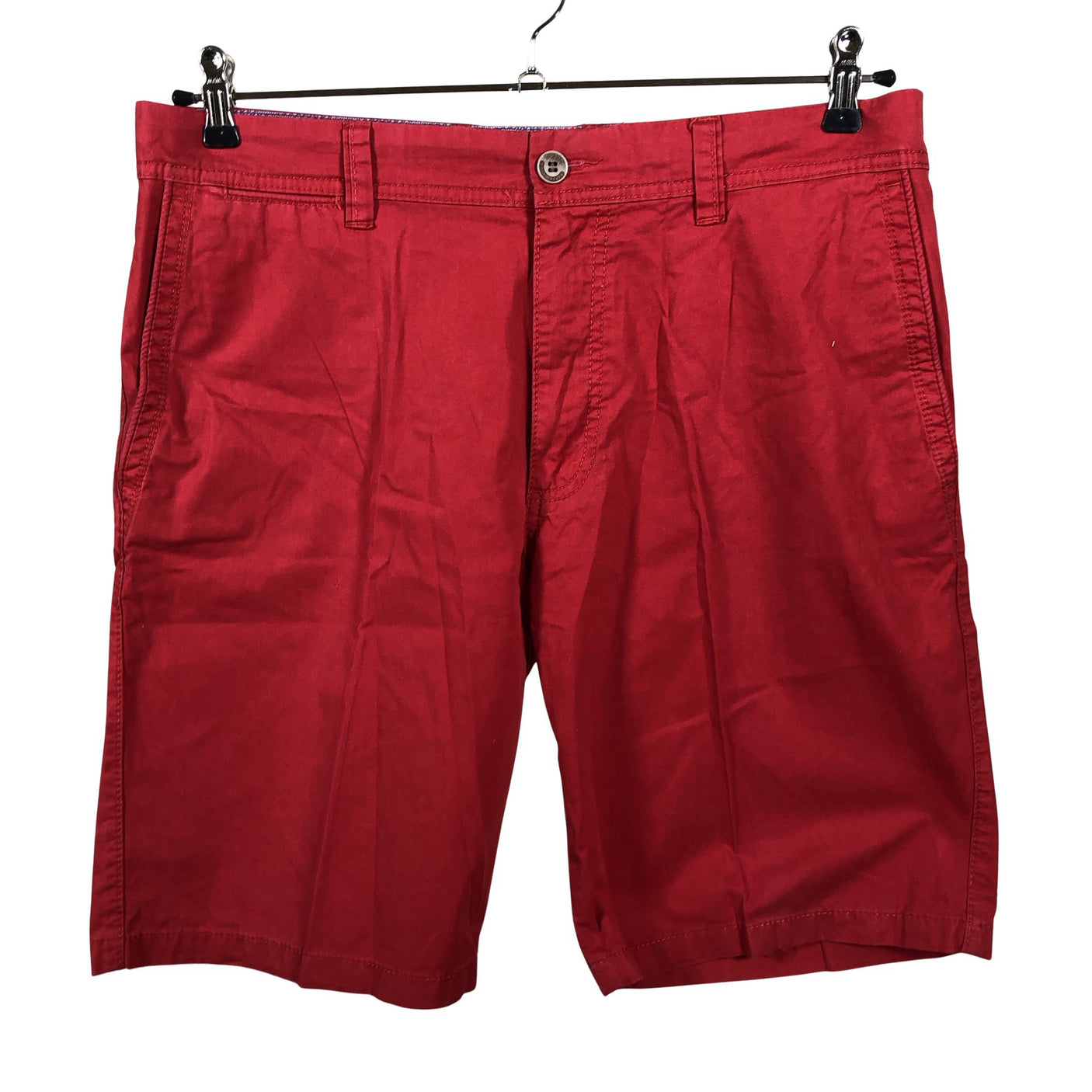Unisex Bugatti - Lühikesed püksid, suurus L - Punane (1)