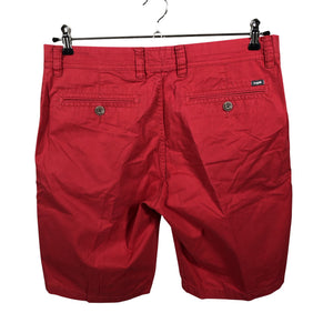Unisex Bugatti - Lühikesed püksid, suurus L - Punane (2)