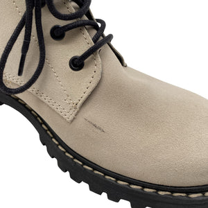 Unisex Ilves - Nööridega saapad, suurus 38 - Beige (3)