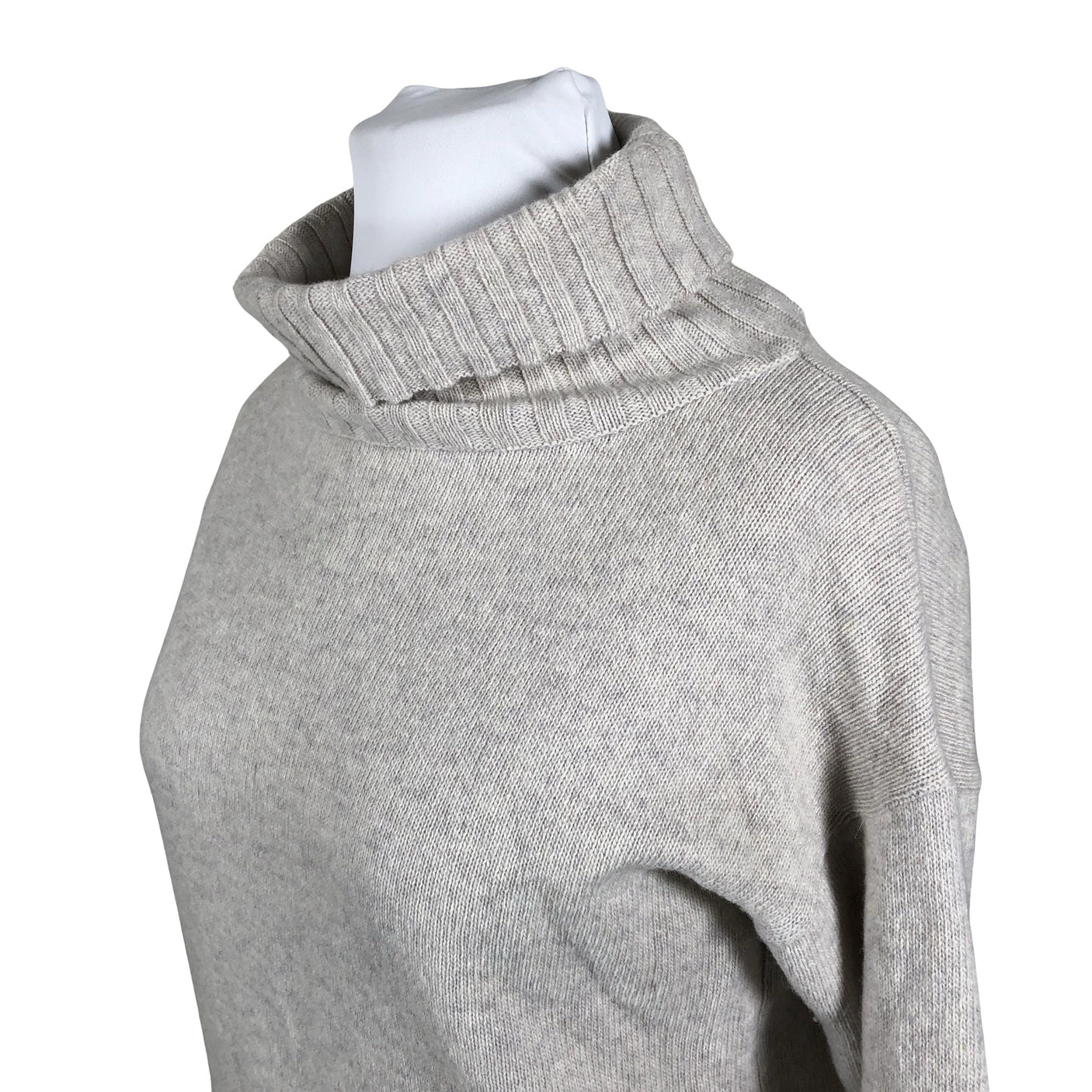 Unisex Pura Finland - Kootud kleit, suurus 34 - Hall (2)