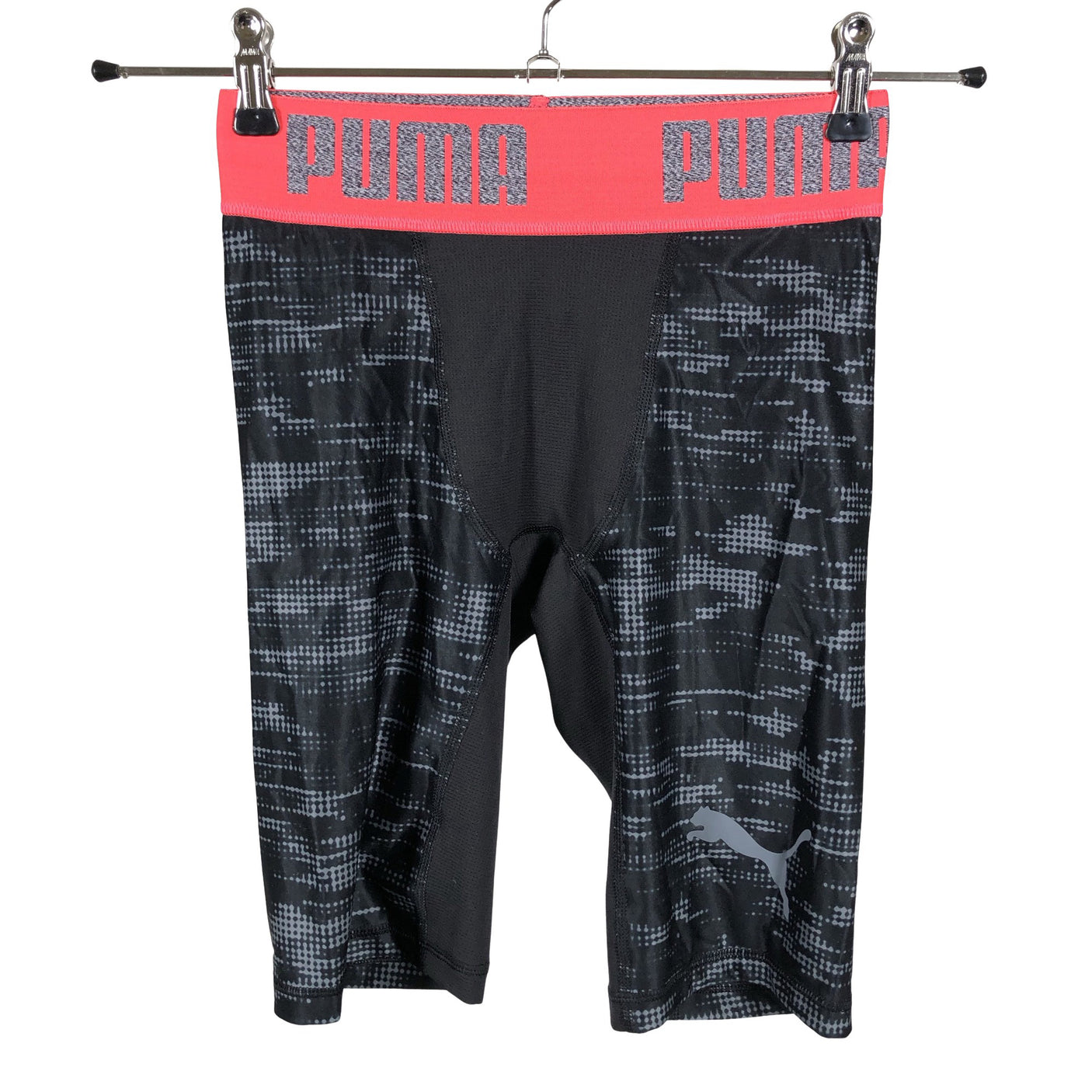 Unisex Puma - Lühikesed spordipüksid, suurus XS - Must (1)