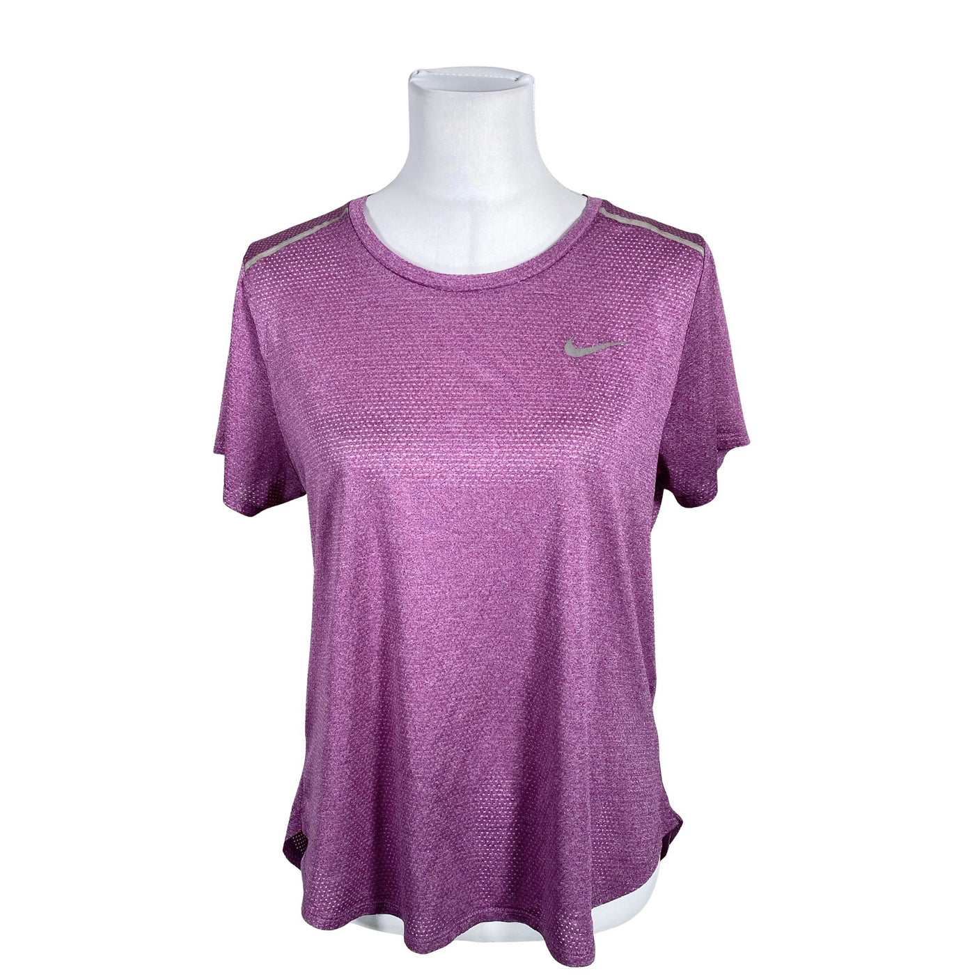 Unisex Nike - Spordisärk, lühikesed käised, suurus 40 - Lilla (1)