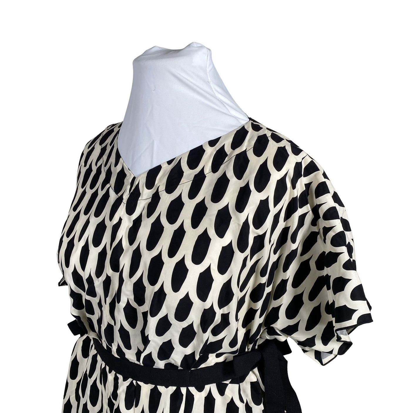 Unisex Marimekko - Mitteveniv kleit, suurus 44 - Must (3)