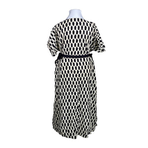 Unisex Marimekko - Mitteveniv kleit, suurus 44 - Must (2)
