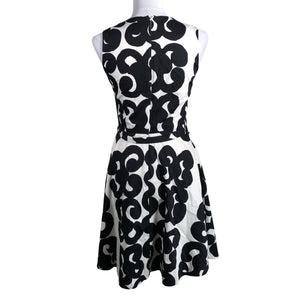 Unisex Marimekko - Mitteveniv kleit, suurus 36 - Must (2)