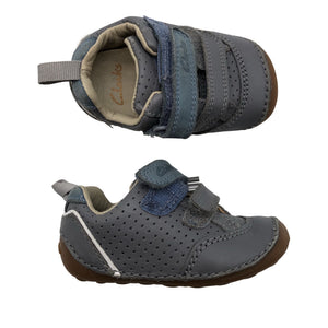 Unisex Clarks - Igapäevased jalanõud, suurus 18 - Hall (1)