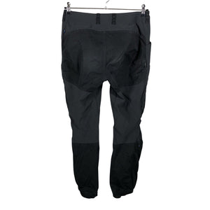 Unisex Fjällräven - Õuepüksid, suurus 42 - Must (2)