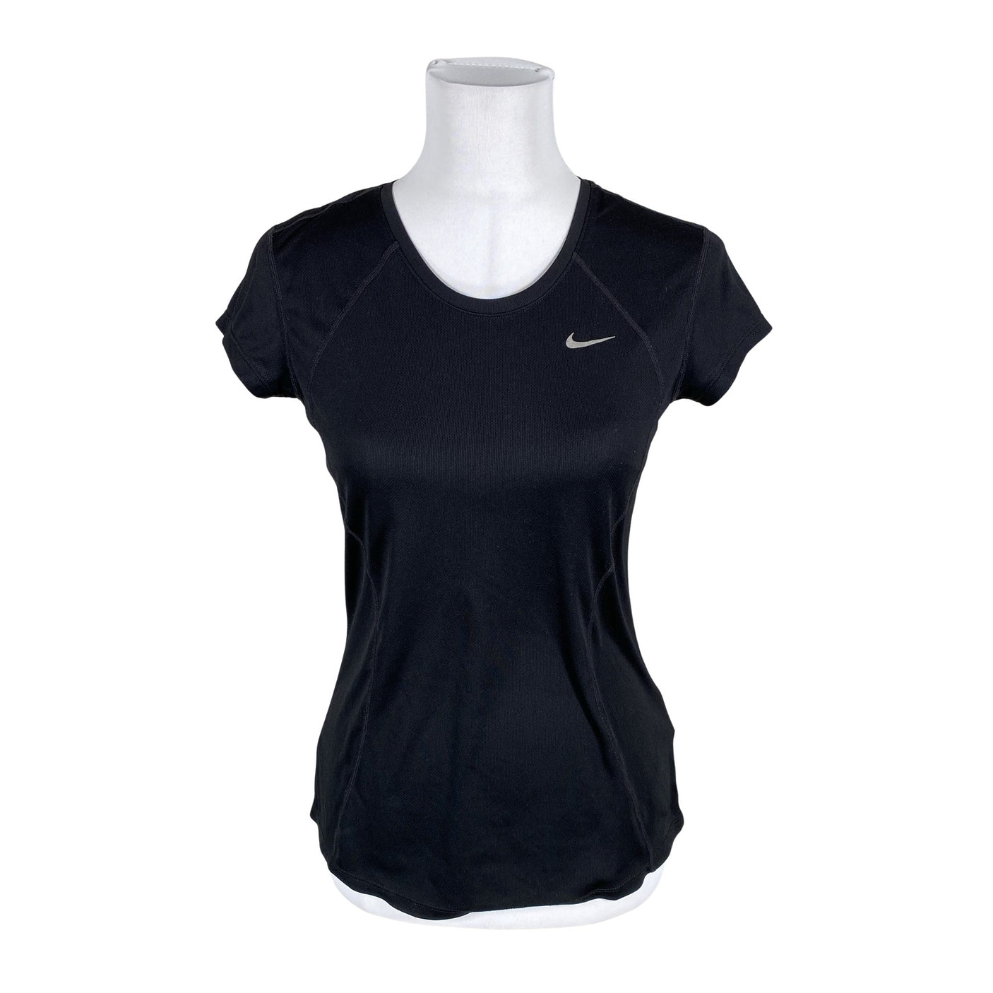 Unisex Nike - Spordisärk, lühikesed käised, suurus 36 - Must (1)