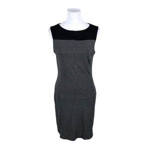 Unisex Esprit - Trikotaažist kleit, suurus 38 - Hall (1)