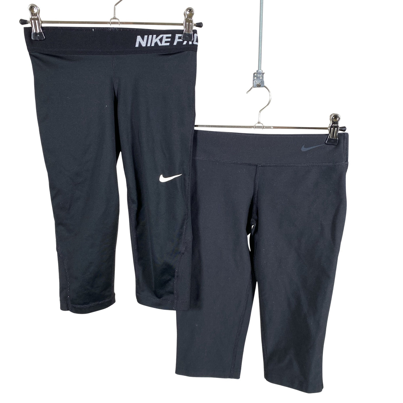 Unisex Nike - Spordiretuusid, suurus 128 - 134 - Must (1)