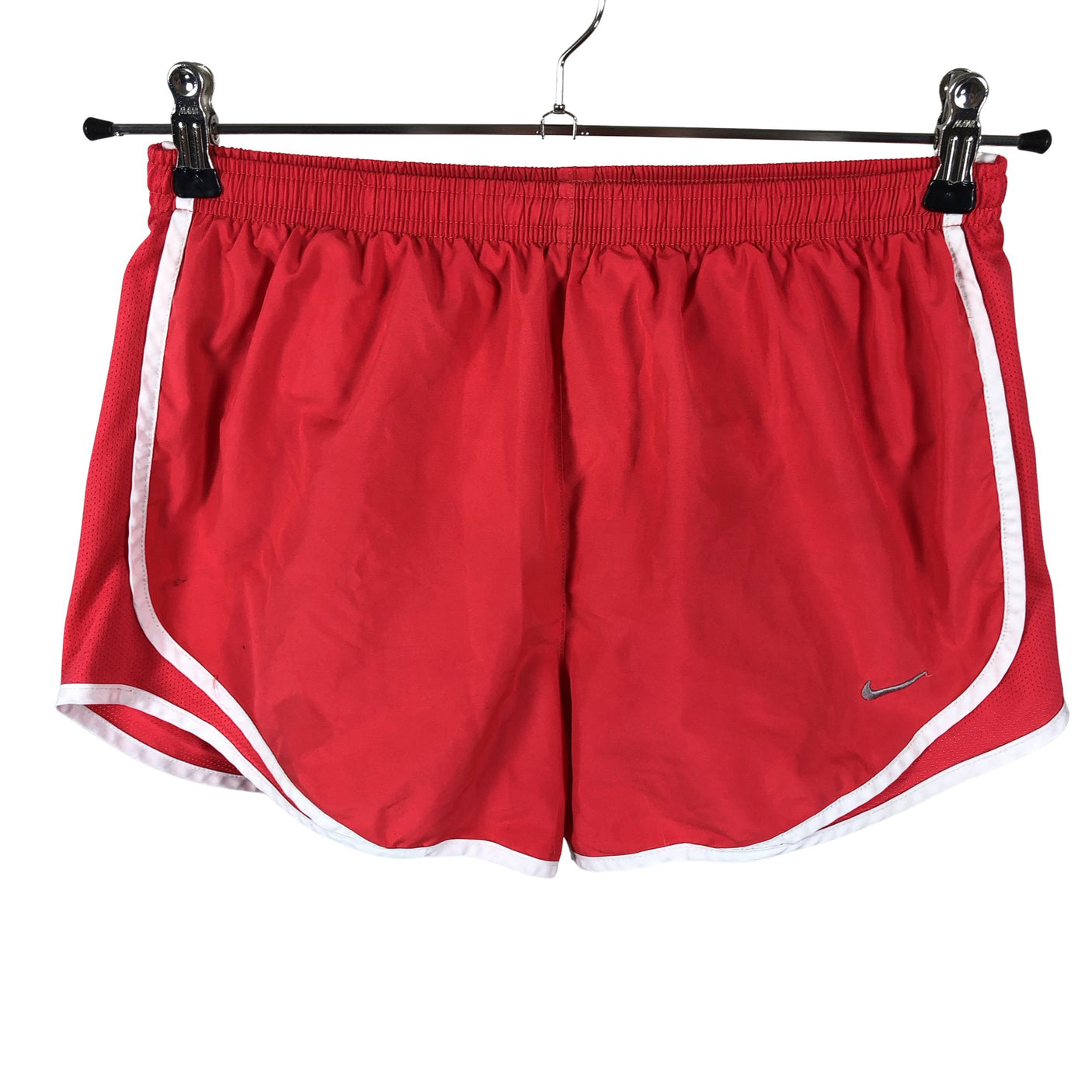 Unisex Nike - Lühikesed spordipüksid, suurus 38 - Punane (1)
