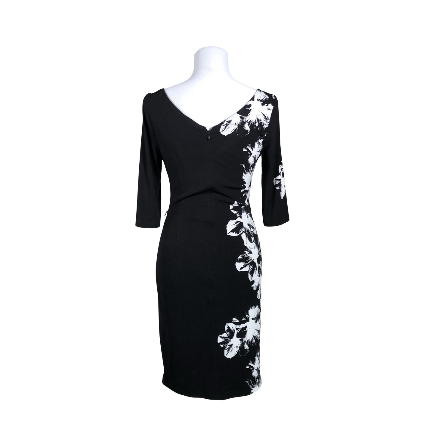 Unisex Le Chateau - Trikotaažist kleit, suurus 38 - Must (2)
