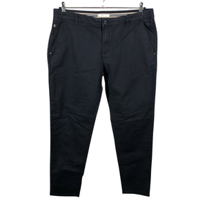 Unisex Esprit - Mittevenivad püksid, suurus 44 - Must (1)