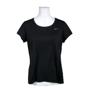 Unisex Nike - Spordisärk, lühikesed käised, suurus 40 - Must (1)