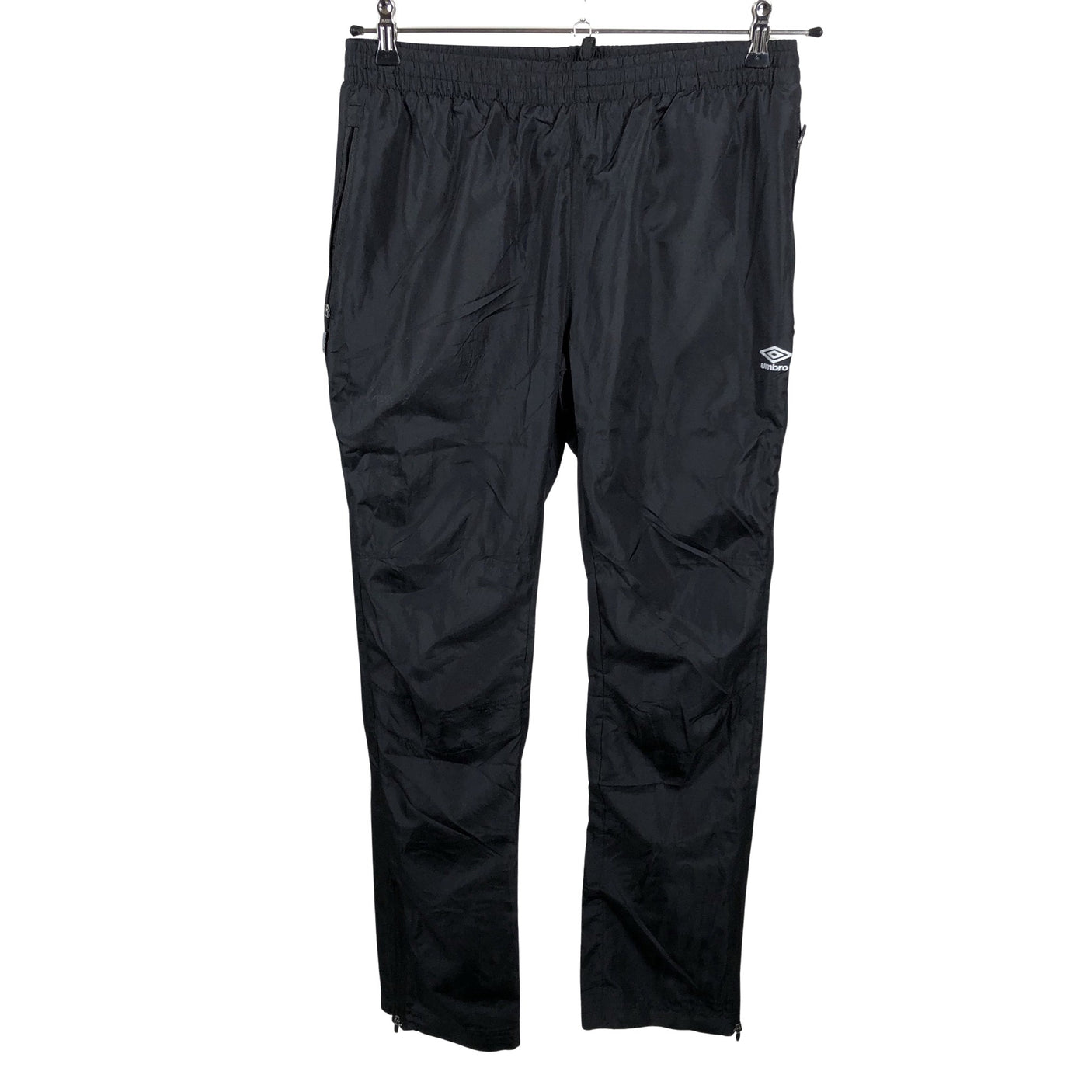 Unisex Umbro - Õuepüksid, suurus 34 - Must (1)