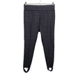 Unisex Yours - Mittevenivad püksid, suurus 44 - Must ()