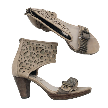 Unisex Högl - Kontsaga rihmikud, suurus 38 - Beige (2)