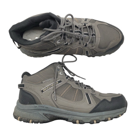 Unisex Skechers - Matkasaapad, suurus 43 - Hall ()