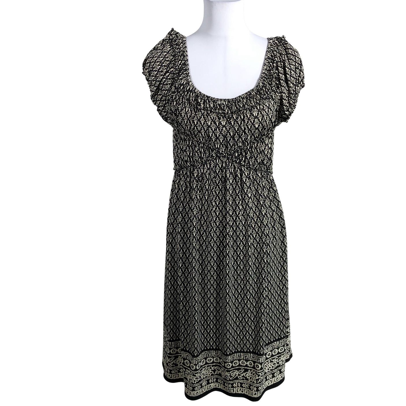 Unisex Studio M - Trikotaažist kleit, suurus 40 - Must (1)