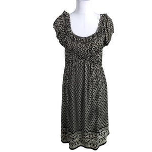 Unisex Studio M - Trikotaažist kleit, suurus 40 - Must (1)