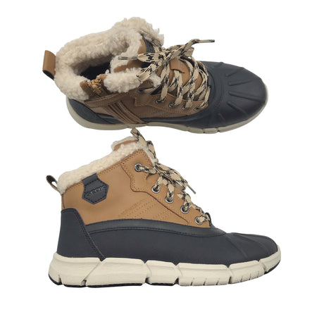 Unisex Geox - Poolsaapad, suurus 36 - Pruun ()