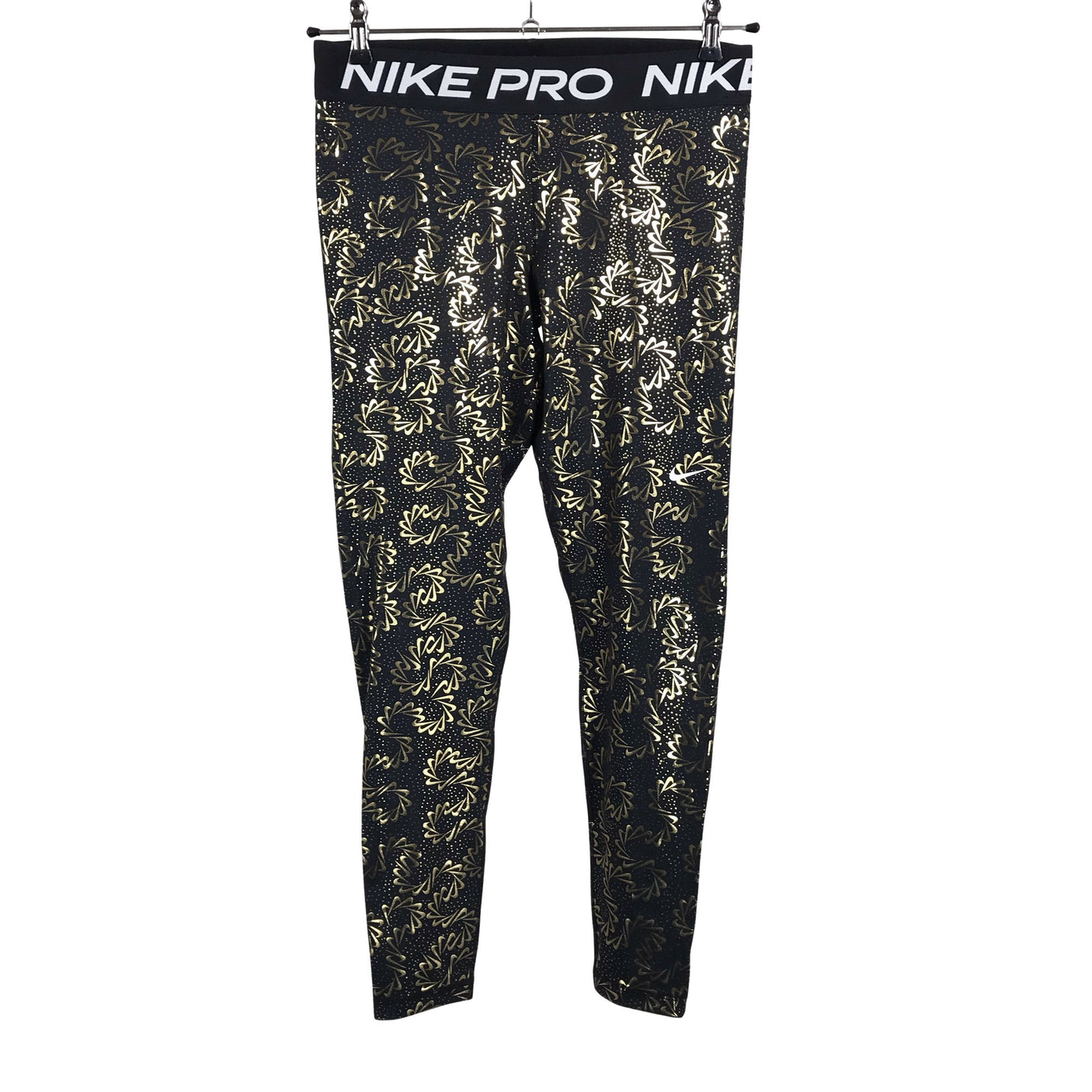 Unisex Nike - Spordiretuusid, suurus 40 - Must (1)