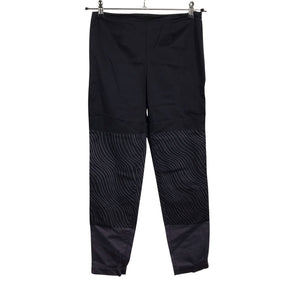 Unisex Marimekko - Mittevenivad püksid, suurus 38 - Must (1)