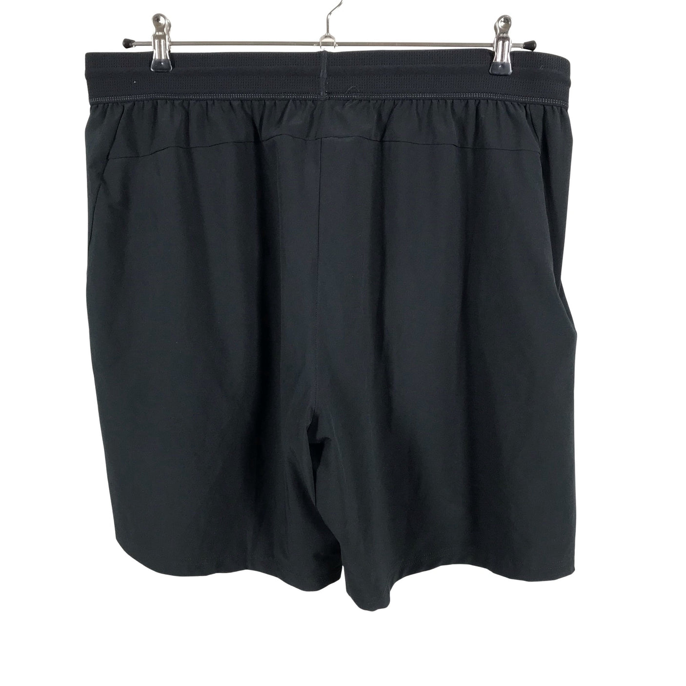 Unisex Nike - Lühikesed spordipüksid, suurus XXL - Must (2)