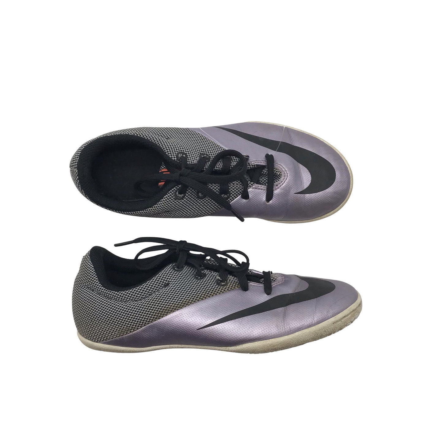 Unisex Nike - Sisespordijalanõud, suurus 34 - Must (1)