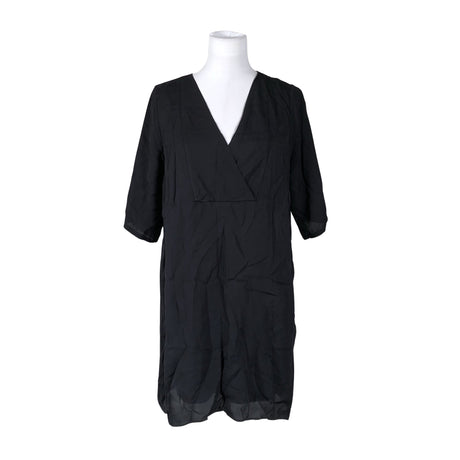 Unisex Samsoe&Samsoe - Õhuke kleit, suurus 40 - Must ()
