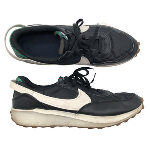 Unisex Nike - Tossud, suurus 49 - Must (1)