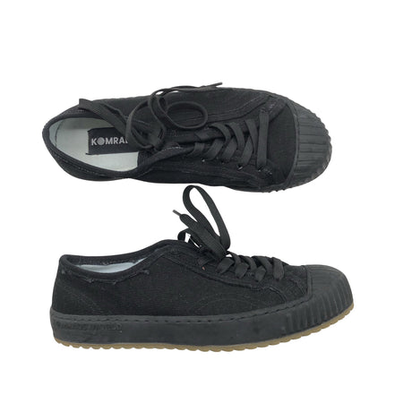 Unisex Komrads - Tennised, suurus 36 - Must ()