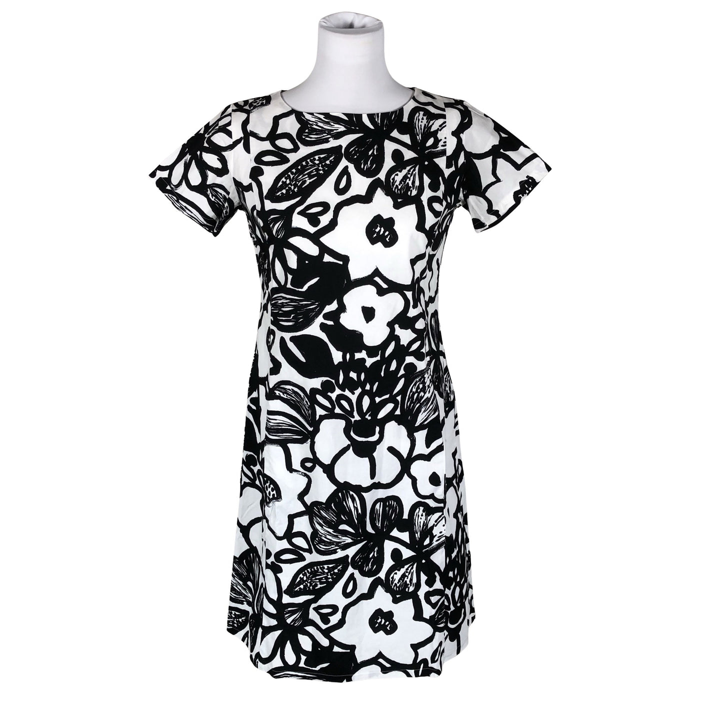 Unisex Ritva Falla - Mitteveniv kleit, suurus 36 - Valge (1)