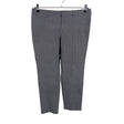 Unisex Banana Republic - Mittevenivad püksid, suurus 38 - Must ()