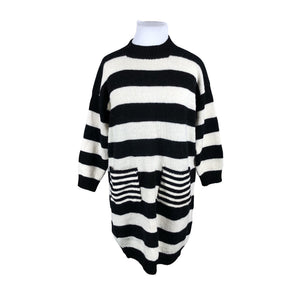 Unisex Handmade - Kootud kleit, suurus 46 - Must (1)