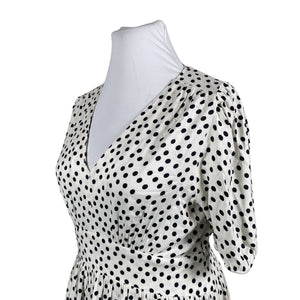 Unisex Baukjen - Mitteveniv kleit, suurus 44 - Valge (2)