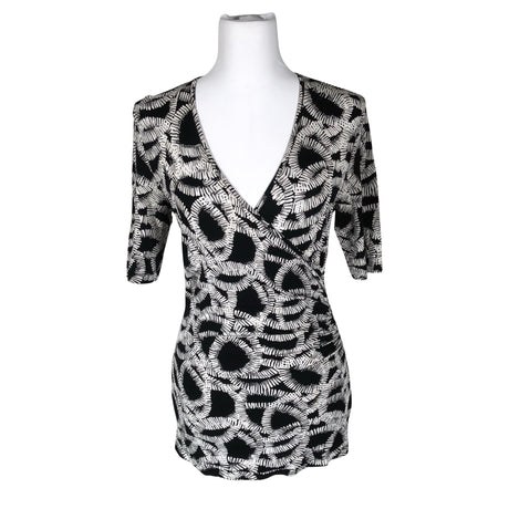 Unisex Andiata - Lühikeste käistega pluus, suurus 38 - Must ()