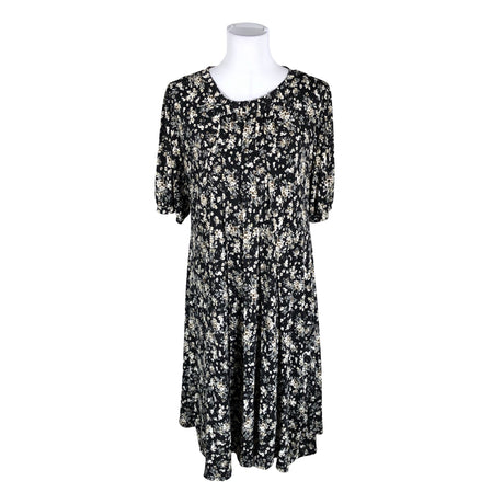 Unisex In Front - Trikotaažist kleit, suurus 40 - Must ()