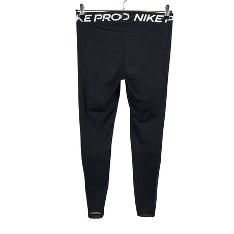 Unisex Nike - Spordiretuusid, suurus 40 - Must (2)
