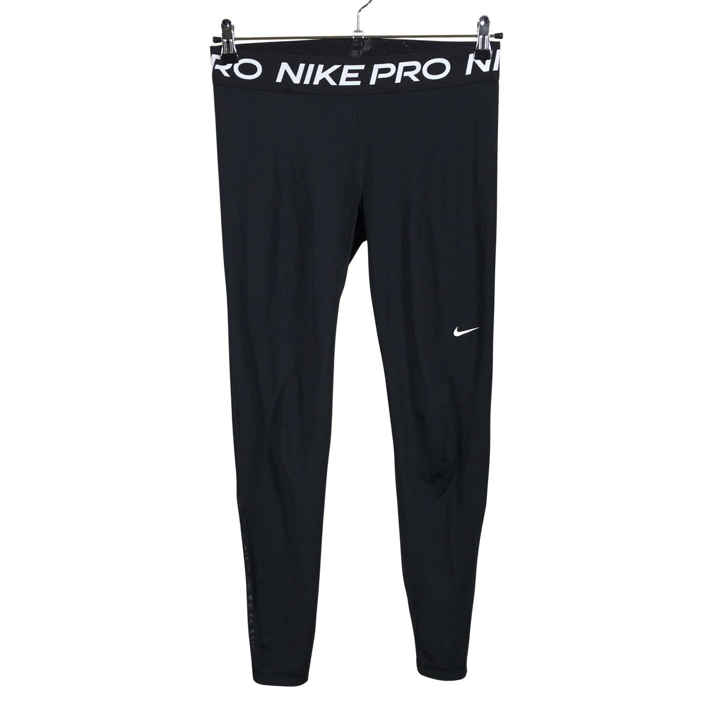 Unisex Nike - Spordiretuusid, suurus 40 - Must (1)