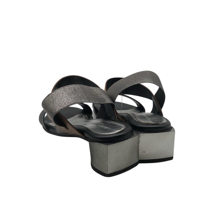 Unisex Red Shoe - Kontsaga rihmikud, suurus 37 - Hõbe (2)