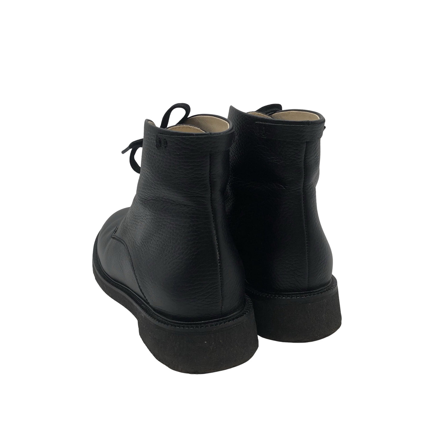 Unisex Terhi Pölkki - Poolsaapad, suurus 41 - Must (3)